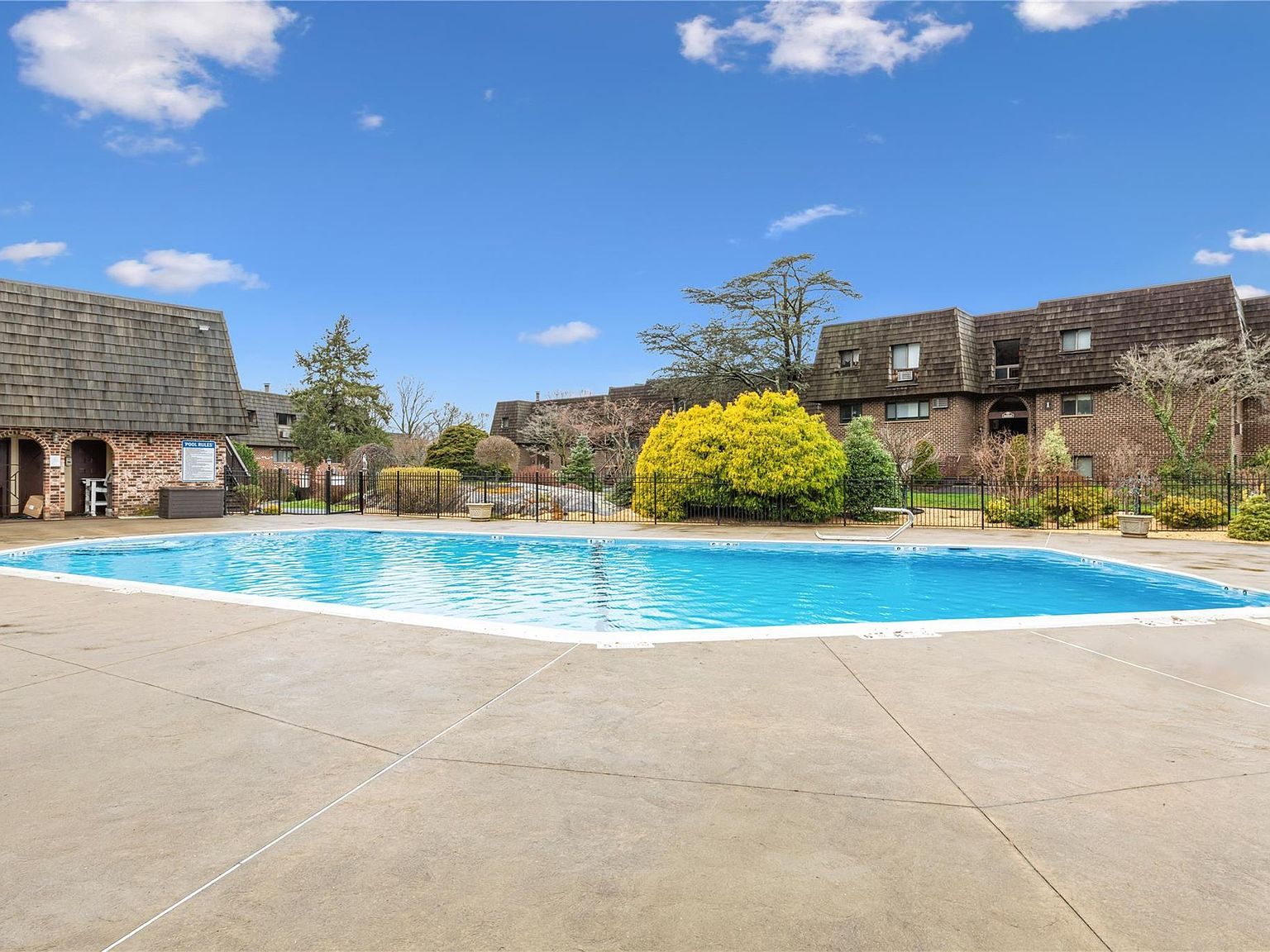 9-2 Briarcliff Dr S Ossining, NY 10562 - Thumbnail 4