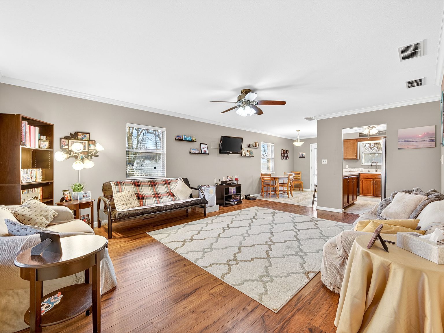 1417 Martin Ct Seymour, IN 47274 - Thumbnail 4