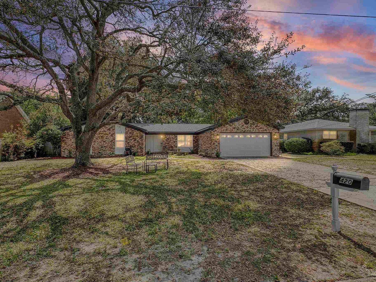 420 Dolphin St Gulf Breeze, FL 32561 - Thumbnail 4
