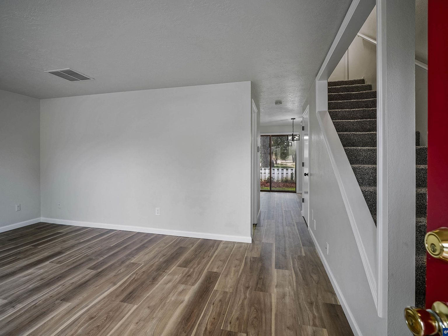 6315 Fairway Ave SE Salem, OR 97306 - Thumbnail 4