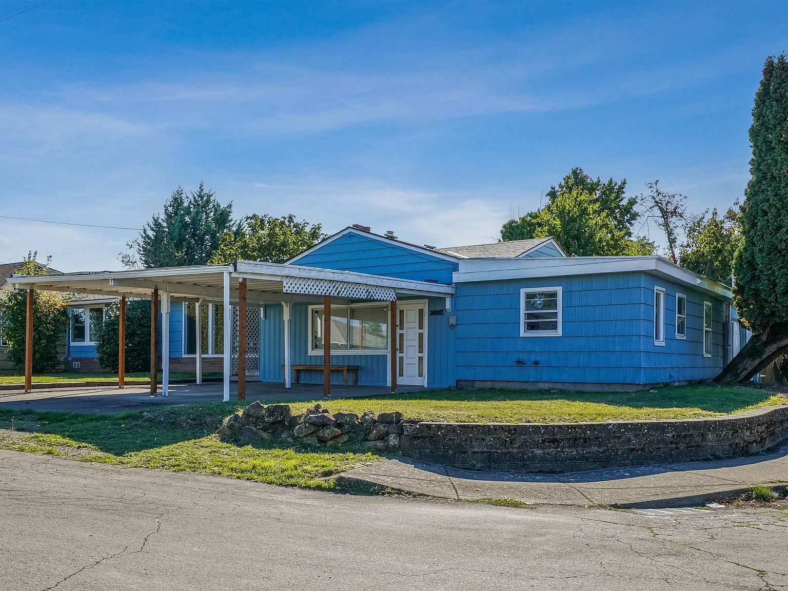 2806 & 2808 Livingston St NE Salem, OR 97301 - Thumbnail 4