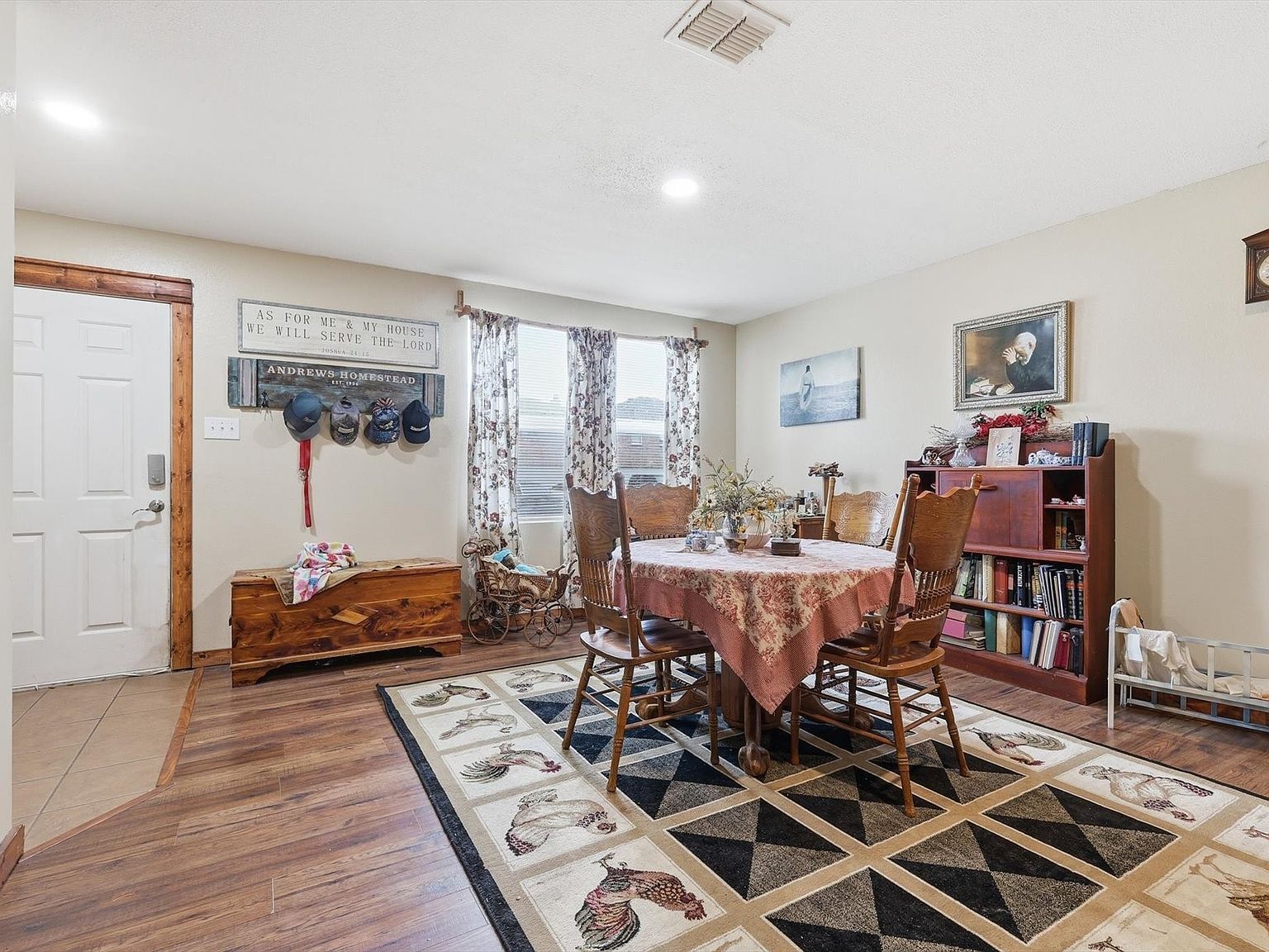 1633 Sierra Meadow Ln Justin, TX 76247 - Thumbnail 4