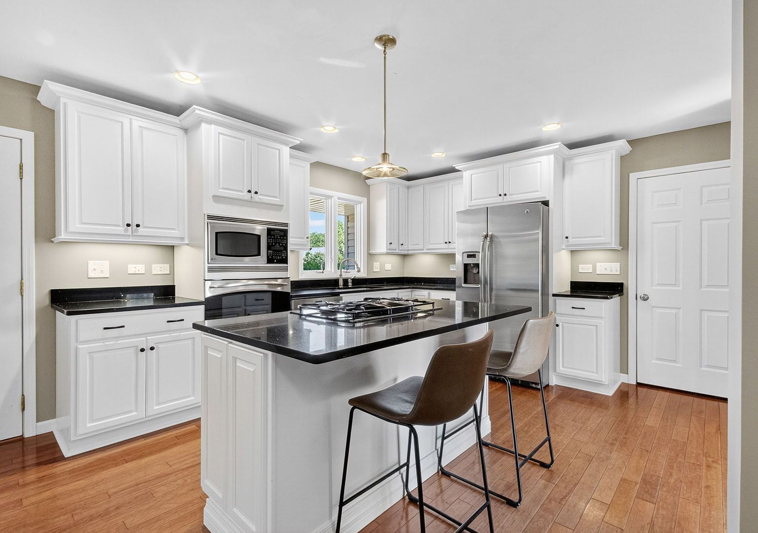 606 Briarwood Ct Elwood, IL 60421 - Thumbnail 4