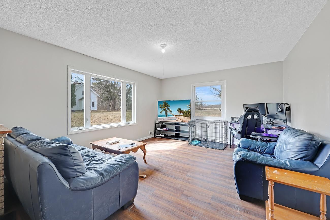 2466 Old State Road 87 Cushing, WI 54006 - Thumbnail 4