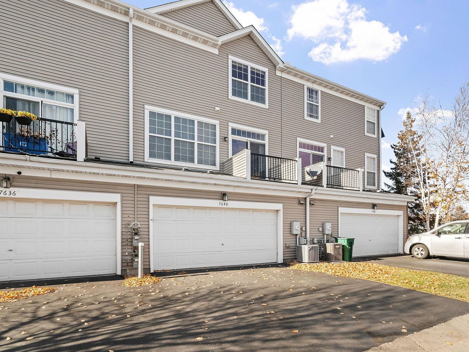 7640 Zane Ave N Brooklyn Park, MN 55443 - Thumbnail 4