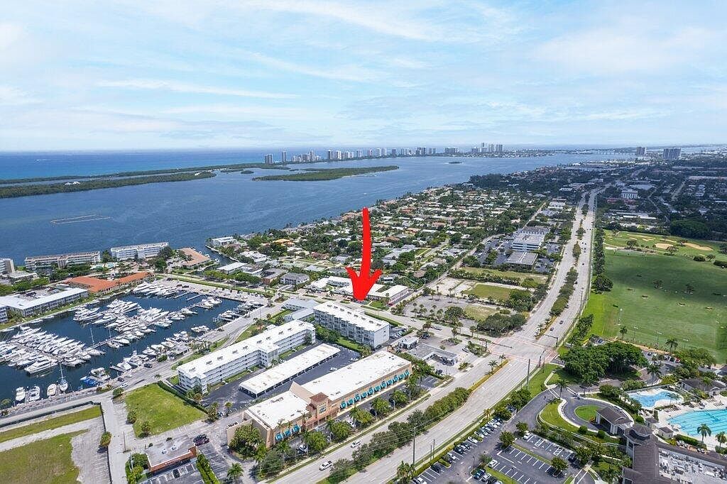 155 Yacht Club Dr APT 308 North Palm Beach, FL 33408 - Thumbnail 4