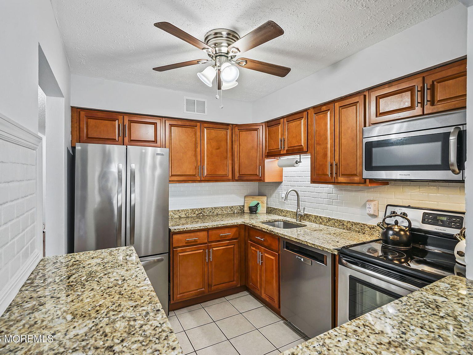 15 Greenwood Dr Freehold, NJ 07728 - Thumbnail 4