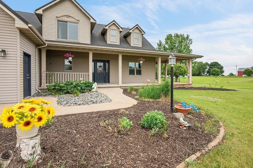 8120 Challenger Dr Neenah, WI 54956 - Thumbnail 4