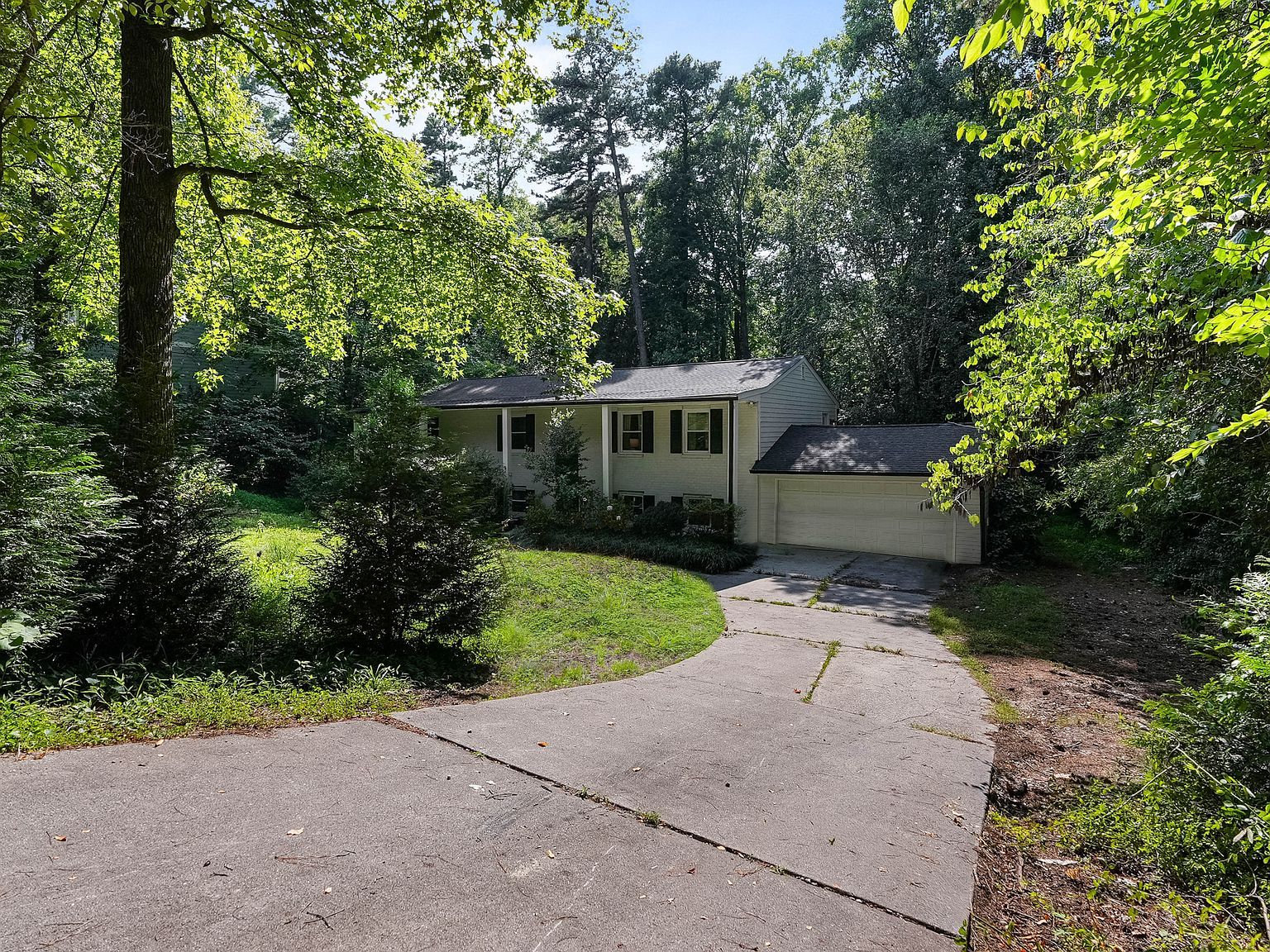 4025 Balsam Dr Raleigh, NC 27612 - Thumbnail 4