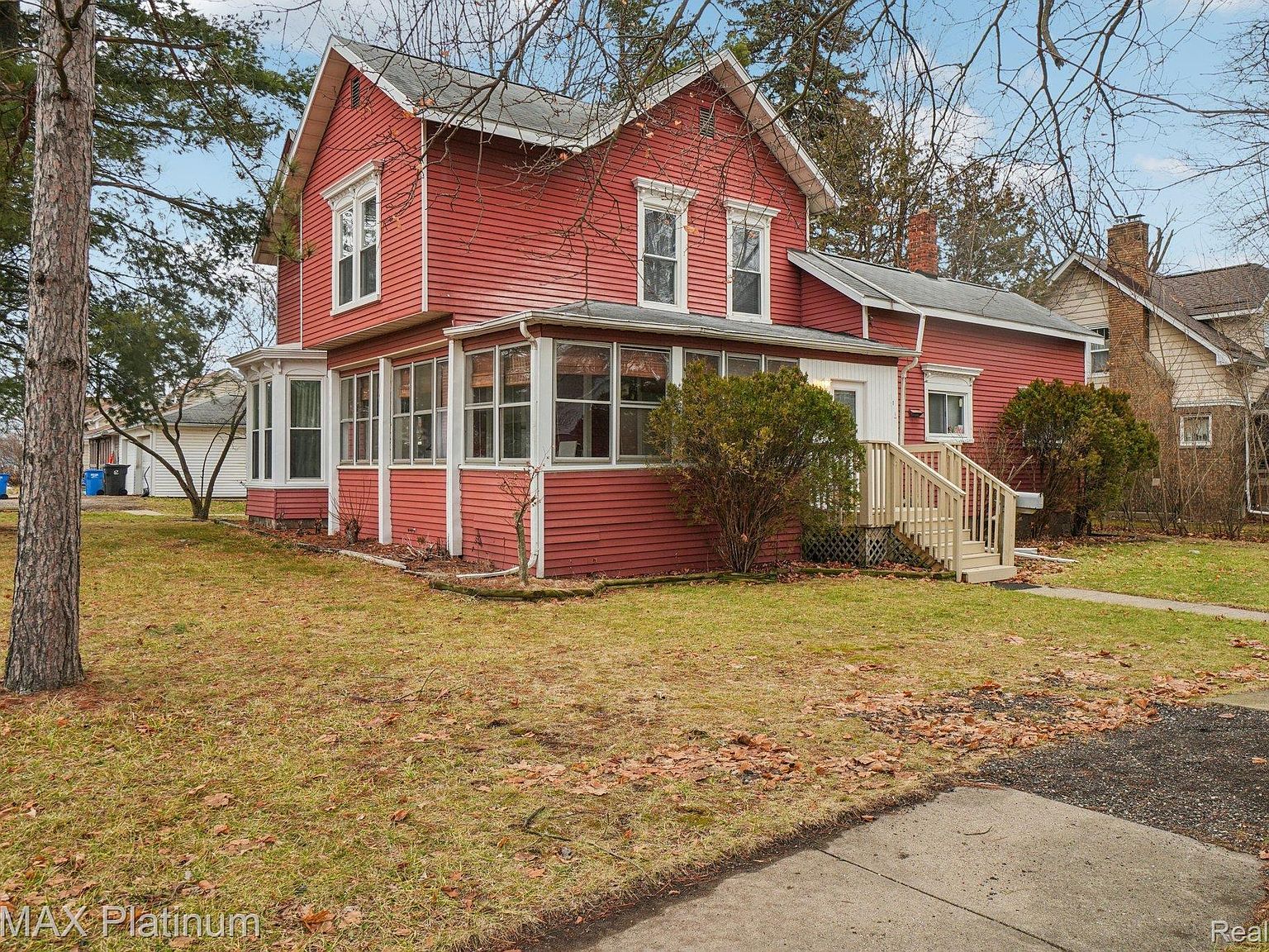 522 Fleming St Howell, MI 48843 - Thumbnail 4