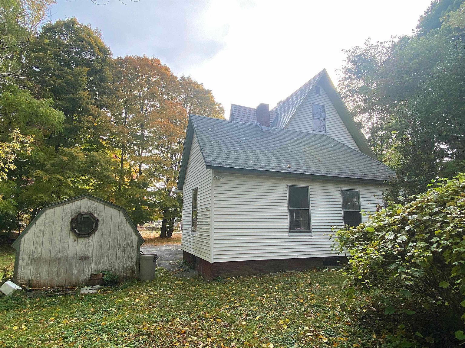 14 Cherry Hill St Bellows Falls, VT 05101 - Thumbnail 4