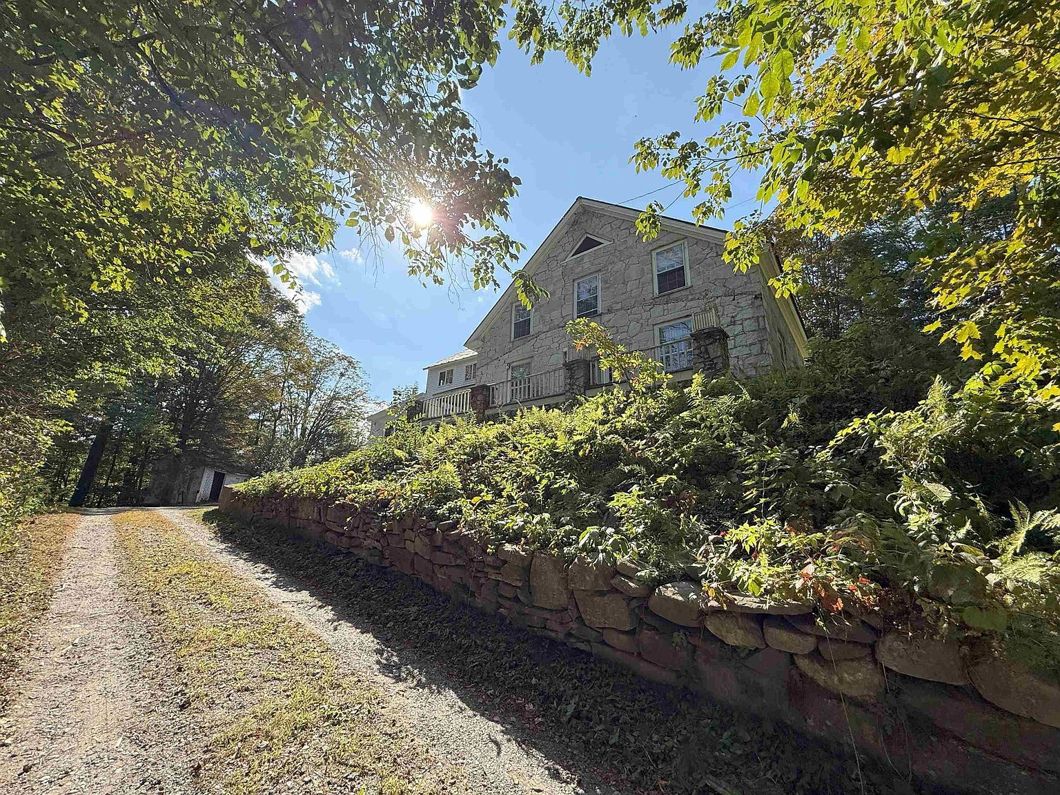 628 Townshend Rd Grafton, VT 05146 - Thumbnail 4