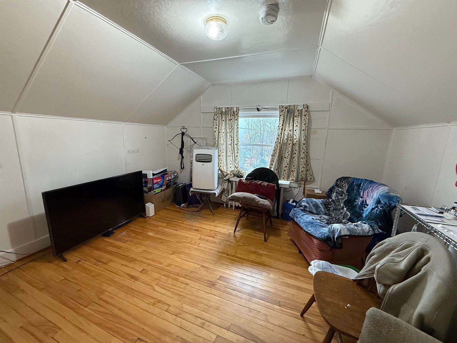 7 Common St Springfield, VT 05156 - Thumbnail 4