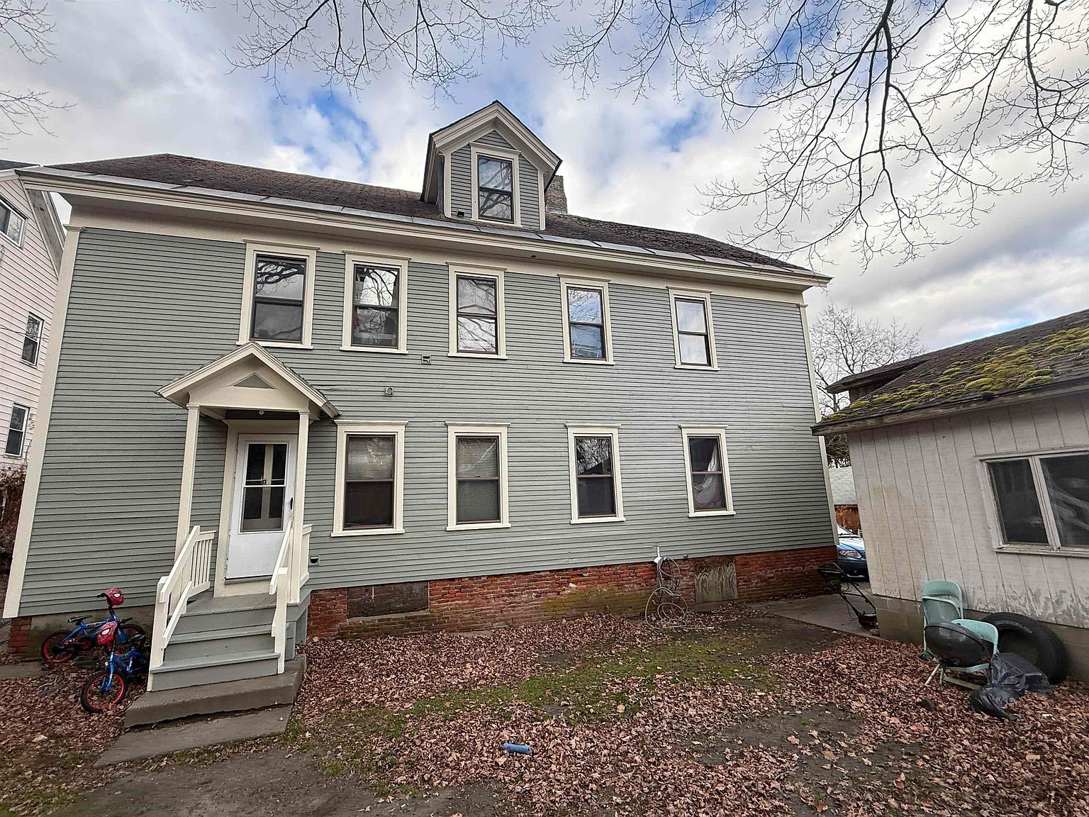 36 Barker St Bellows Falls, VT 05101 - Thumbnail 4