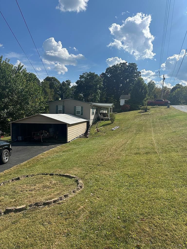 124 Cameron St Crab Orchard, WV 25827 - Thumbnail 4