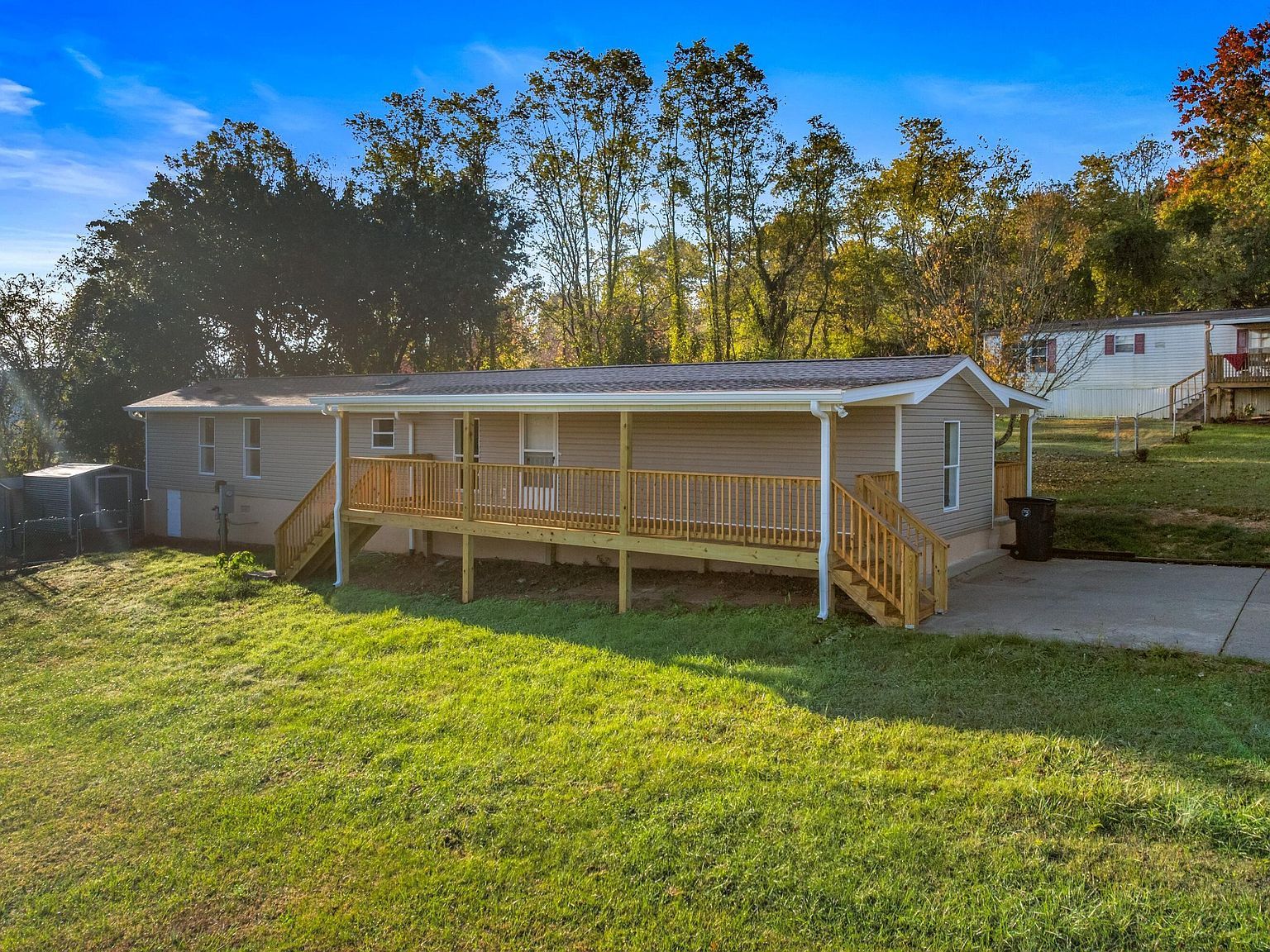 2420 Locust Grove Ct Morristown, TN 37814 - Thumbnail 4