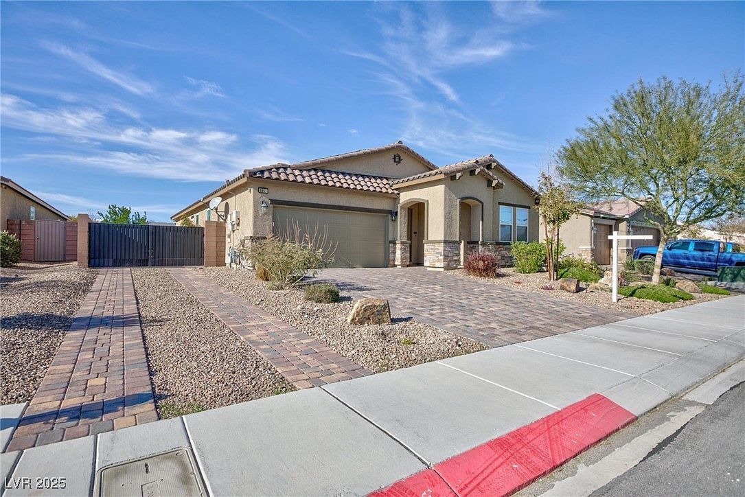 6951 Cinder Crow Ct Las Vegas, NV 89131 - Thumbnail 4