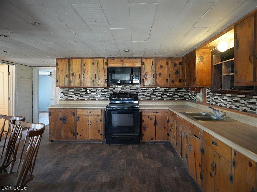 4031 Moapa St Pahrump, NV 89048 - Thumbnail 4