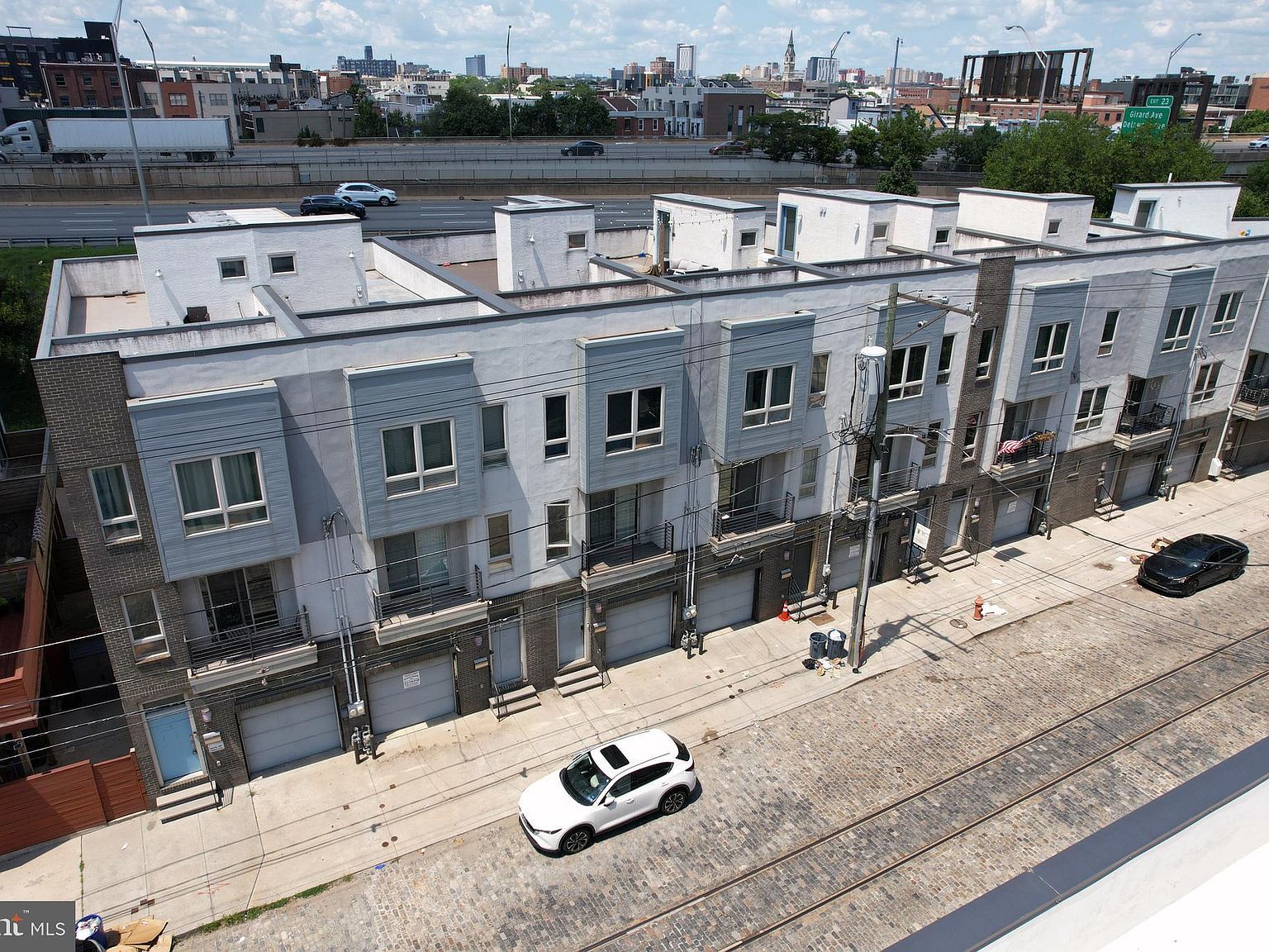 908 N Front St Philadelphia, PA 19123 - Thumbnail 4