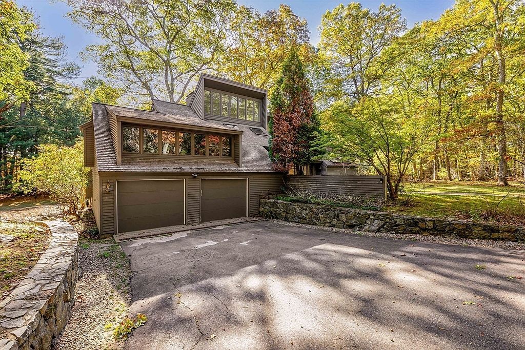 53 Lawrence Rd Boxford, MA 01921 - Thumbnail 4