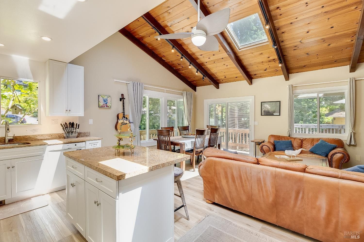 35550 Ocean View Way Gualala, CA 95445 - Thumbnail 4