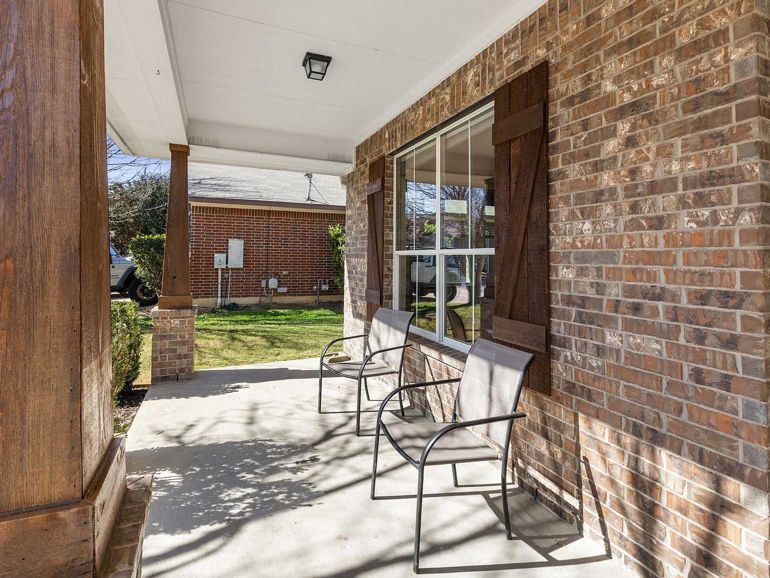 221 Blossom Valley Strm Buda, TX 78610 - Thumbnail 4