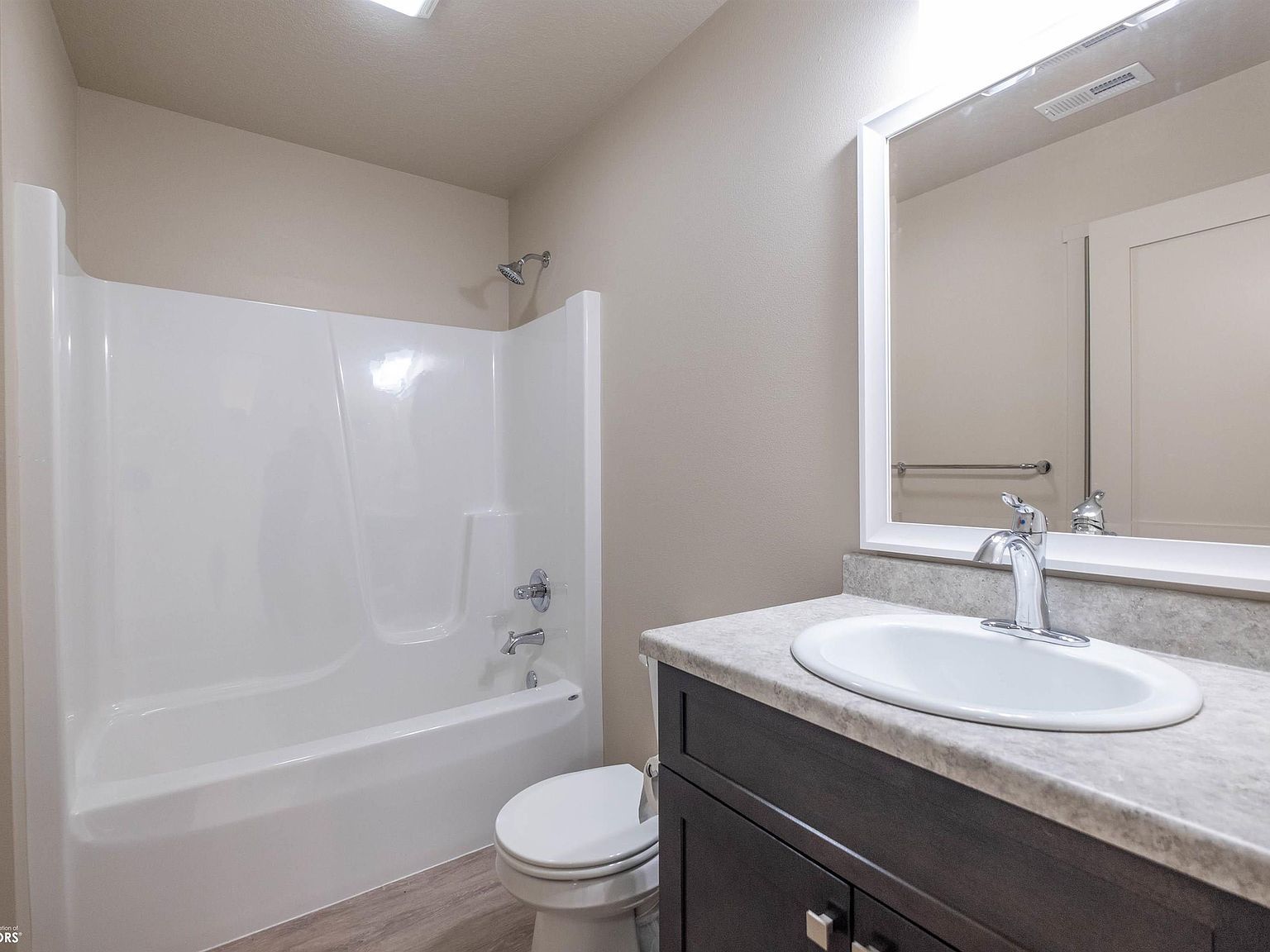 1103 E Southridge Rd Marshalltown, IA 50158 - Thumbnail 4