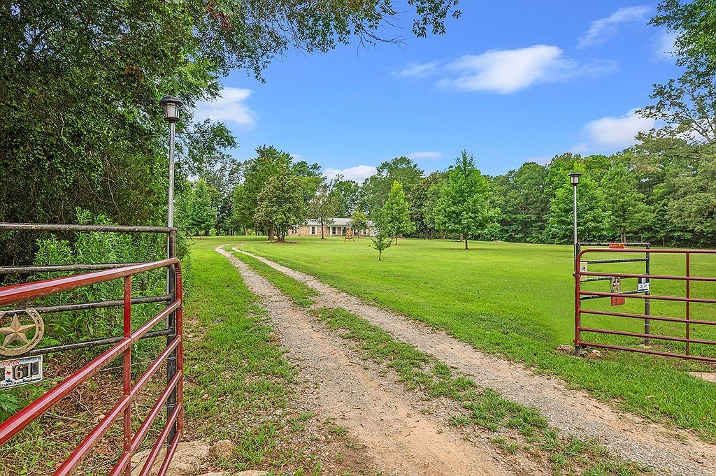 2461 County Road 4916 Timpson, TX 75975 - Thumbnail 4