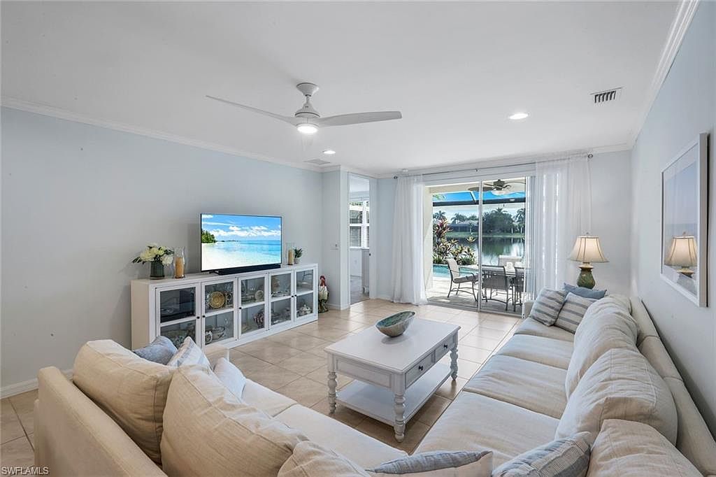 14795 Edgewater Cir Naples, FL 34114 - Thumbnail 4