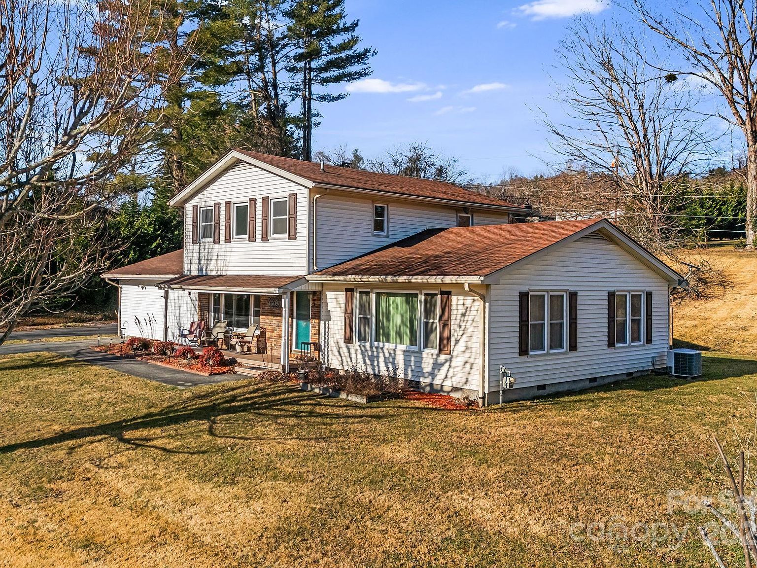 154 Harris St Spruce Pine, NC 28777 - Thumbnail 4