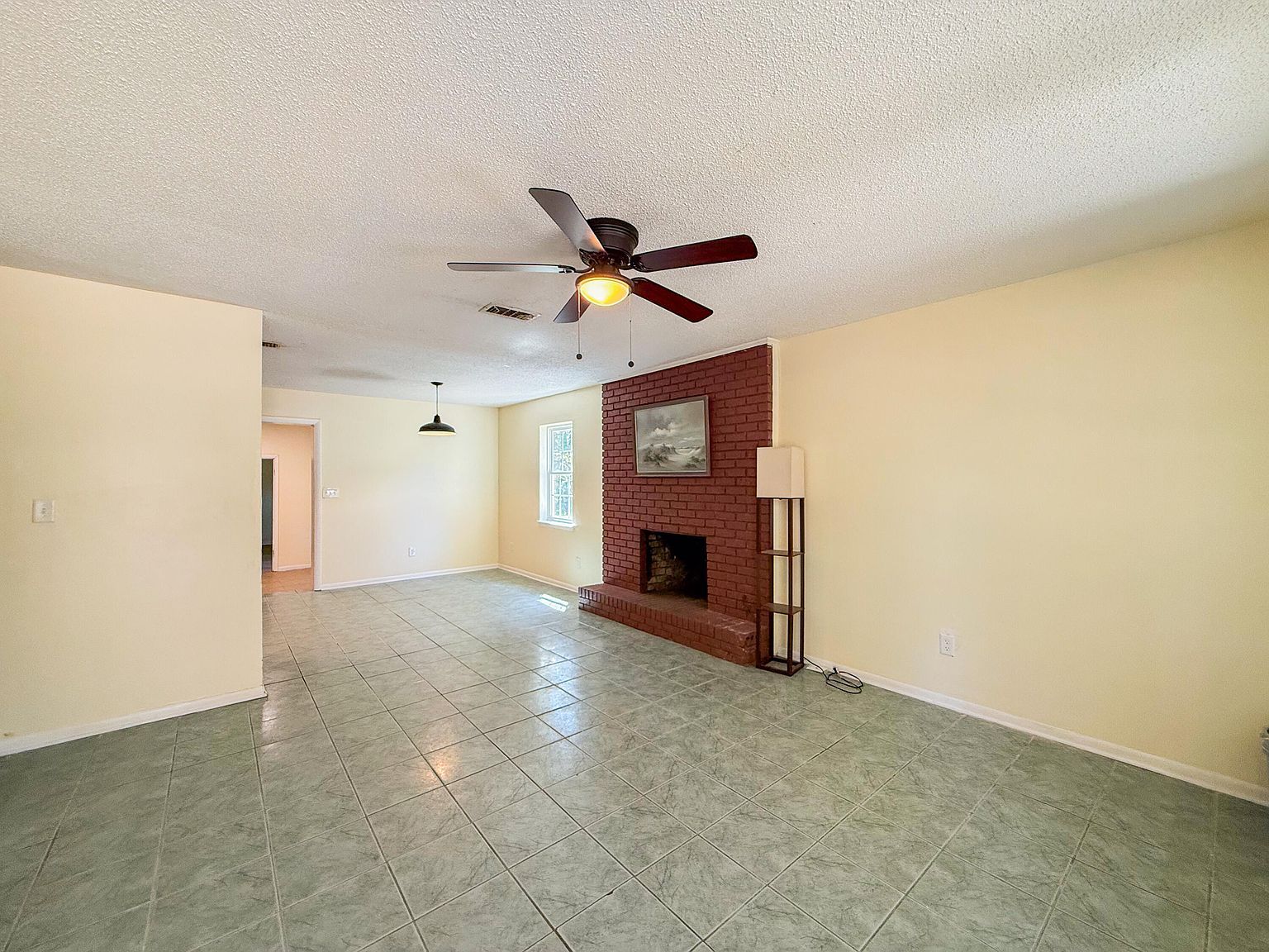 5703 Old River Rd Baker, FL 32531 - Thumbnail 4