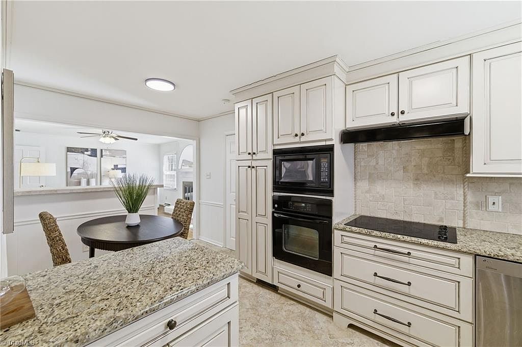 4507 Radnor Dr Greensboro, NC 27410 - Thumbnail 4