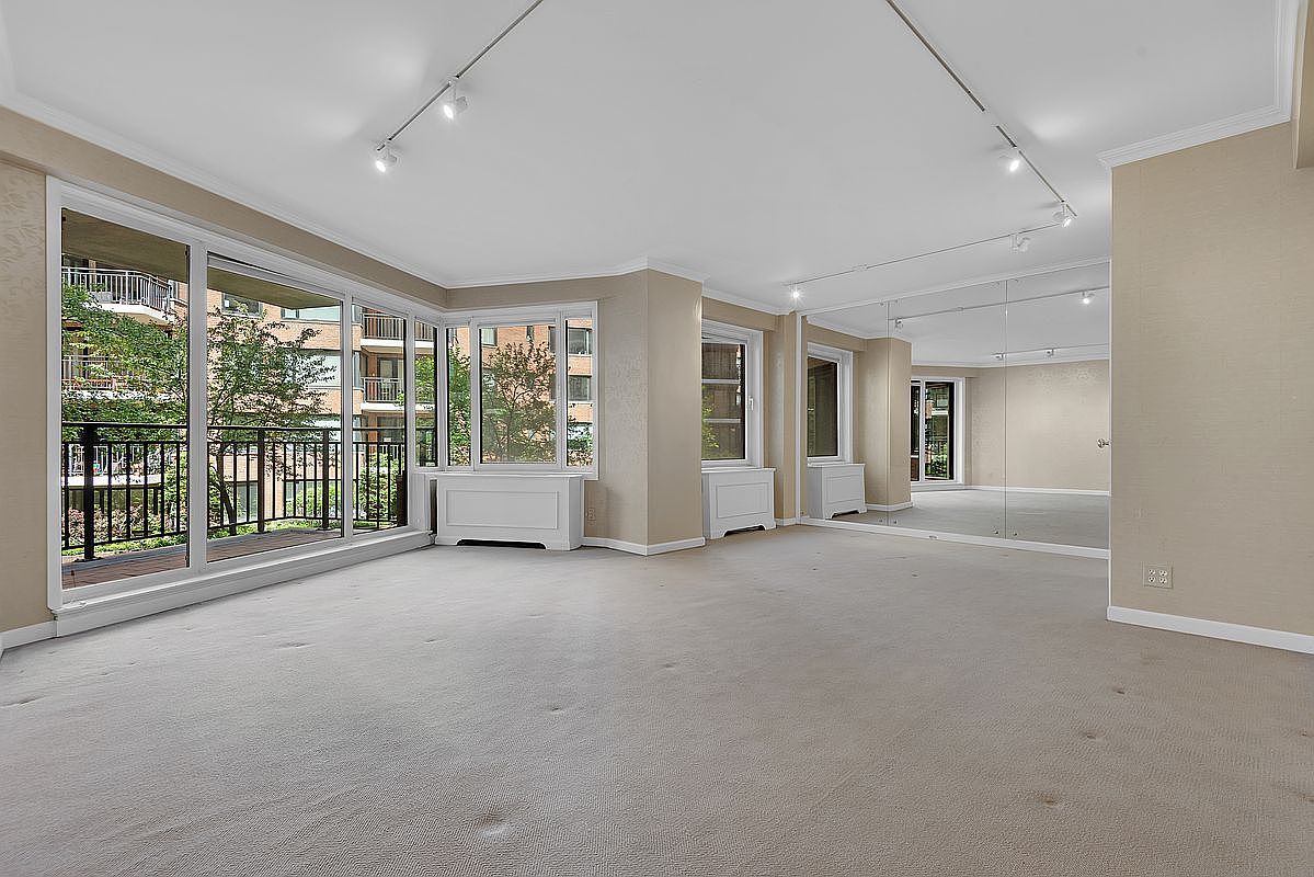60 Sutton Pl S #3HS New York, NY 10022 - Thumbnail 4