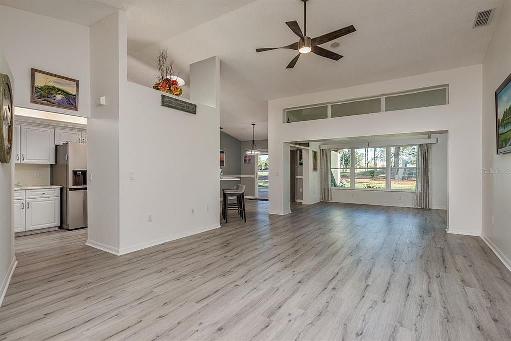 9742 Oakwood Hills Ct New Port Richey, FL 34655 - Thumbnail 4