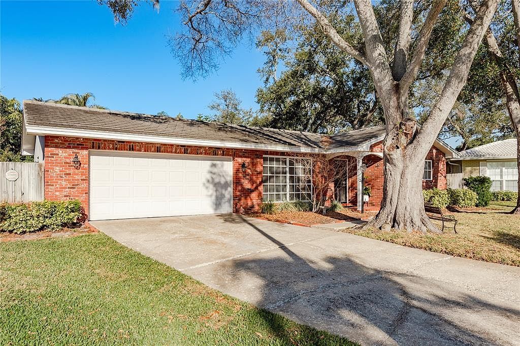 6952 122nd St Seminole, FL 33772 - Thumbnail 4