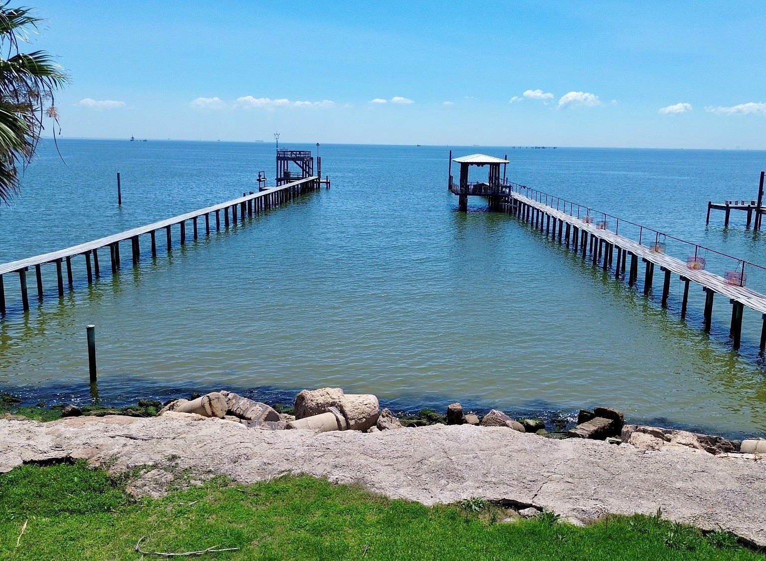 915 5th St San Leon, TX 77539 - Thumbnail 4