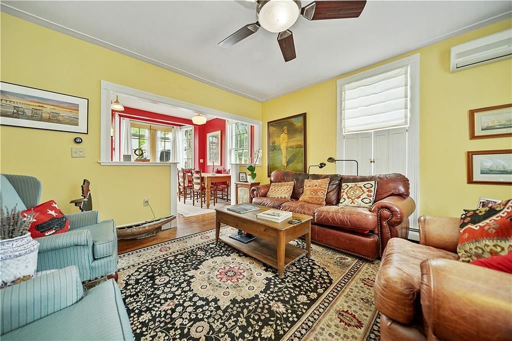 43 Poplar St Newport, RI 02840 - Thumbnail 4