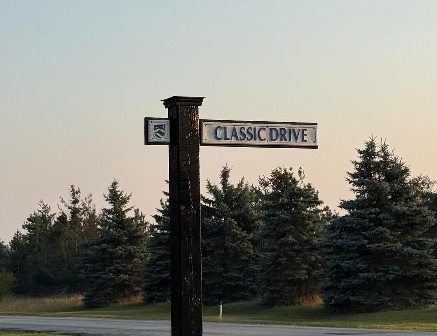 518 S Classic Dr Gaylord, MI 49735 - Thumbnail 4