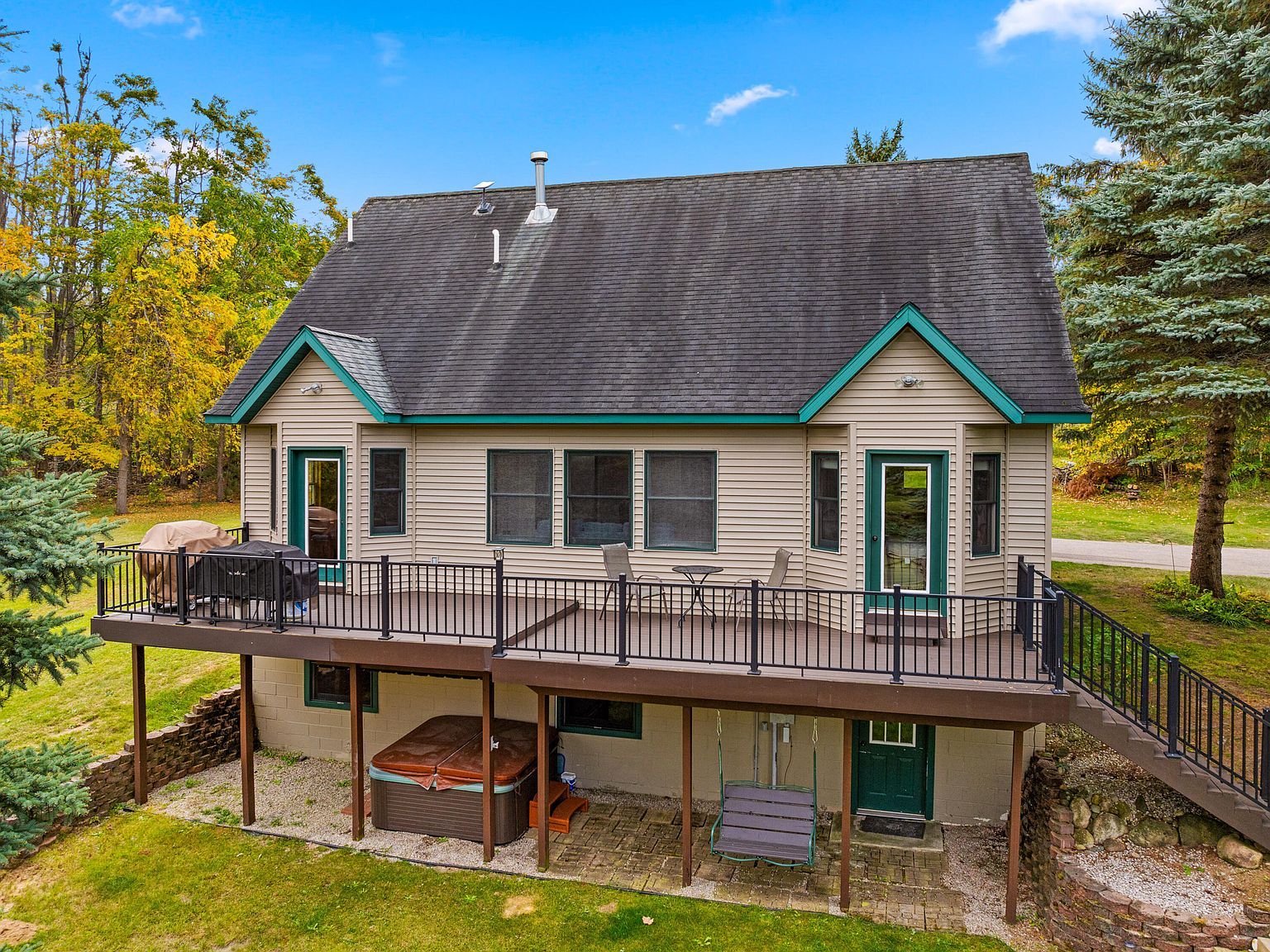 4016 Marquardt Rd Gaylord, MI 49735 - Thumbnail 4