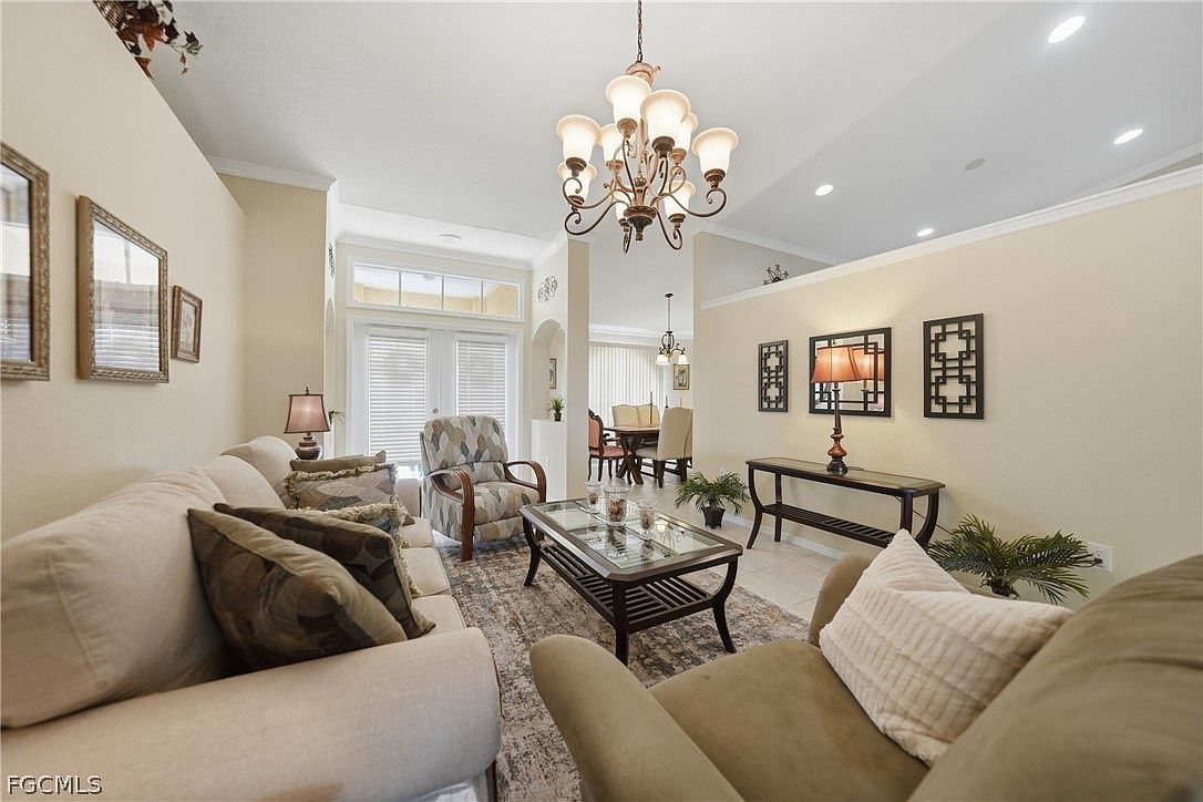 2117 NE 40th St Cape Coral, FL 33909 - Thumbnail 4