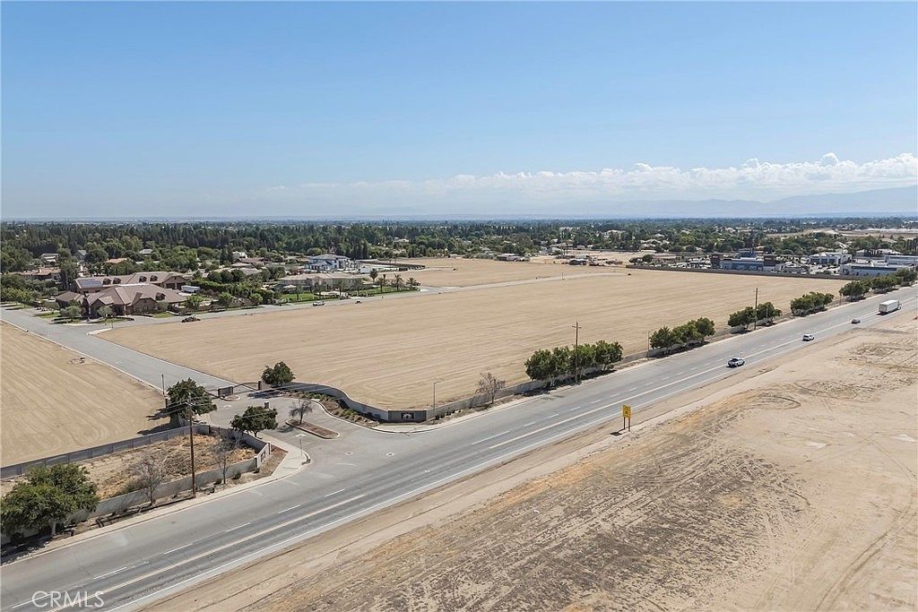16459 Paraduxx Ct LOT 4 Bakersfield, CA 93314 - Thumbnail 4