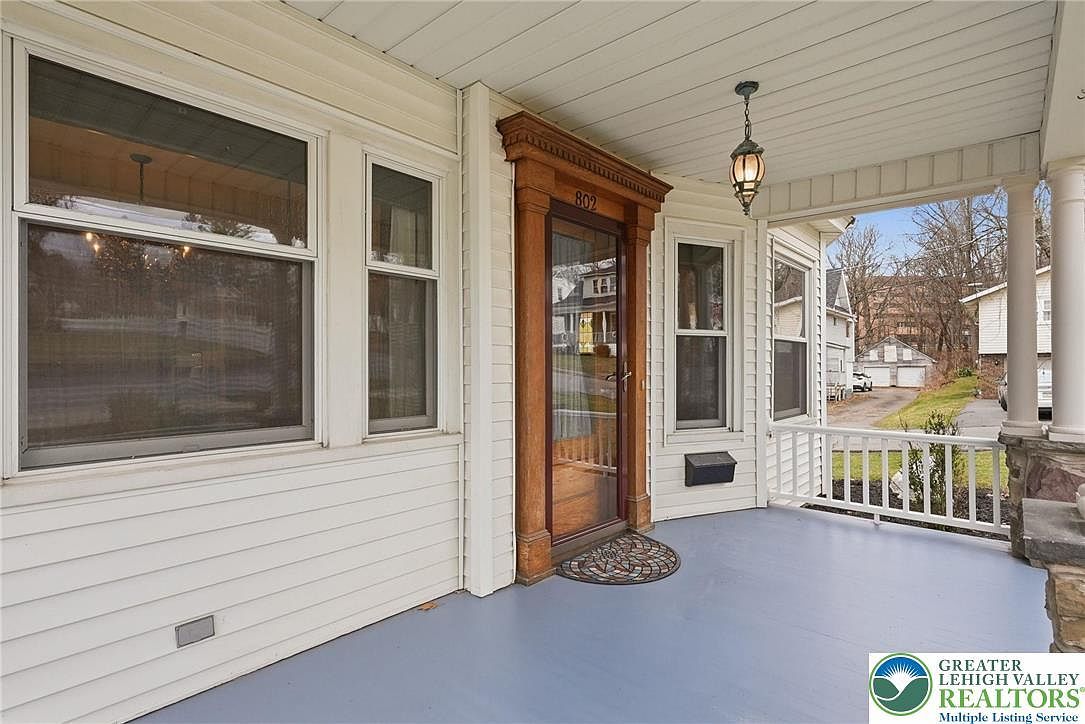 802 Poplar St Clarks Summit, PA 18411 - Thumbnail 4