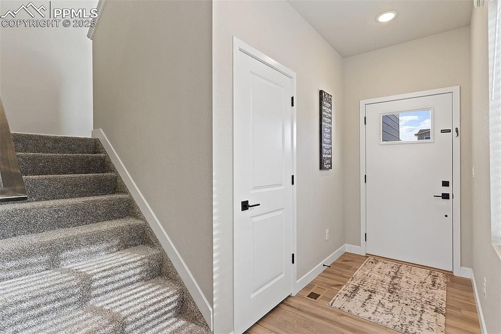 6175 Godwit Ln Colorado Springs, CO 80925 - Thumbnail 4