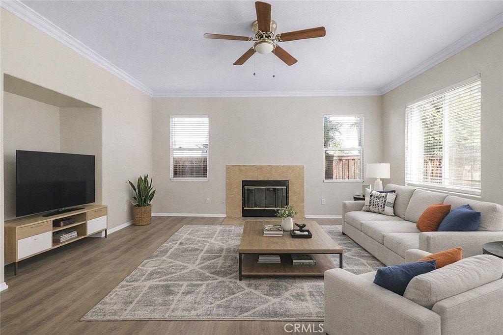 33558 Iris Ln Murrieta, CA 92563 - Thumbnail 4