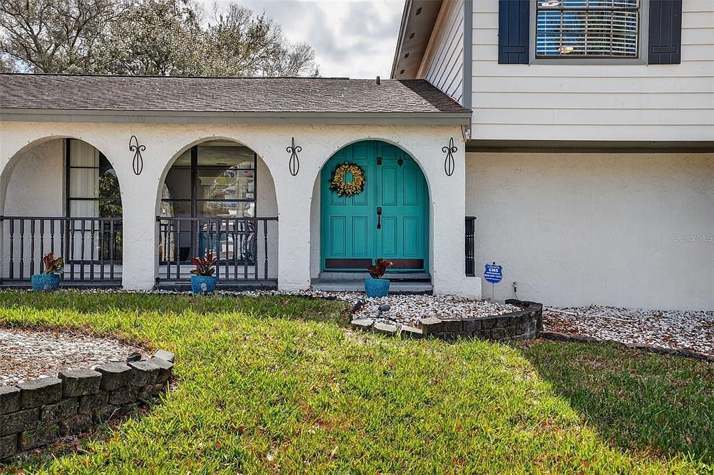 4628 Cloverlawn Dr Tampa, FL 33624 - Thumbnail 4