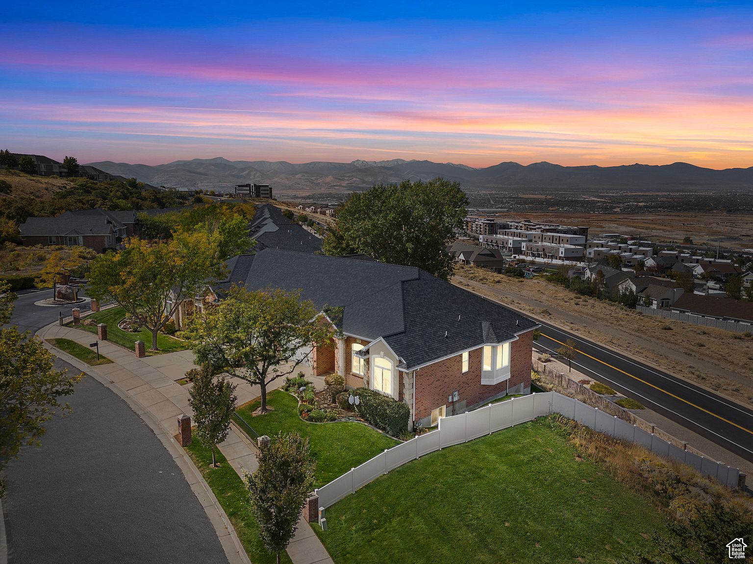 455 E Rocky Mouth Ln Draper, UT 84020 - Thumbnail 4