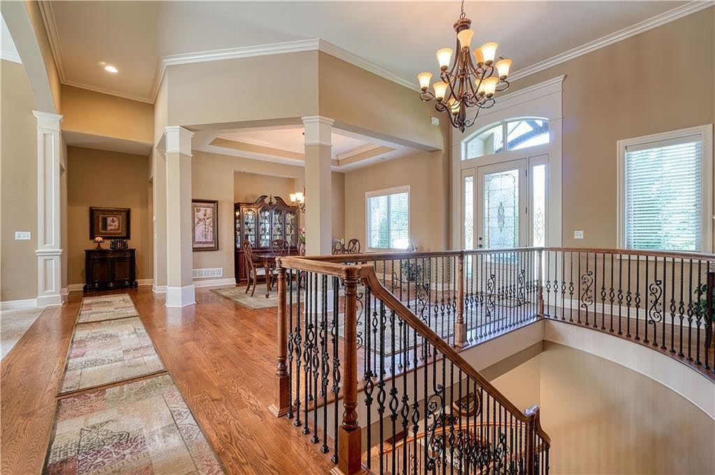 6901 N Norton Ave Kansas City, MO 64119 - Thumbnail 4