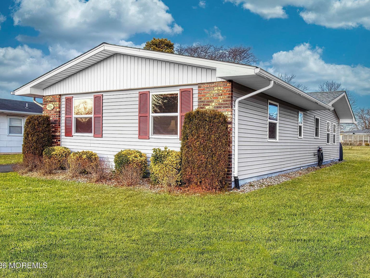 203 Blake Cir Brick, NJ 08724 - Thumbnail 4