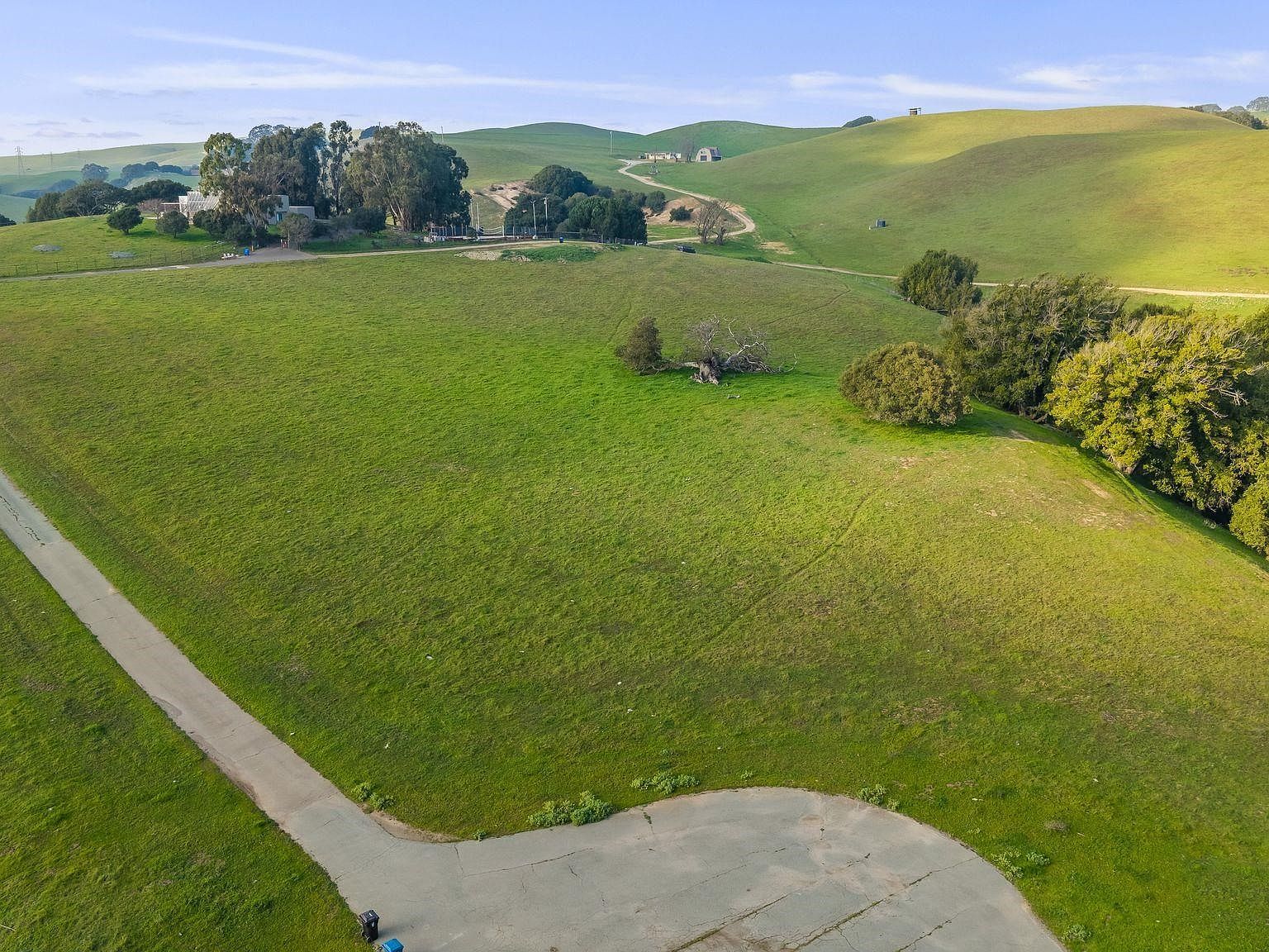 2395 Tecado Ter Fremont, CA 94539 - Thumbnail 4