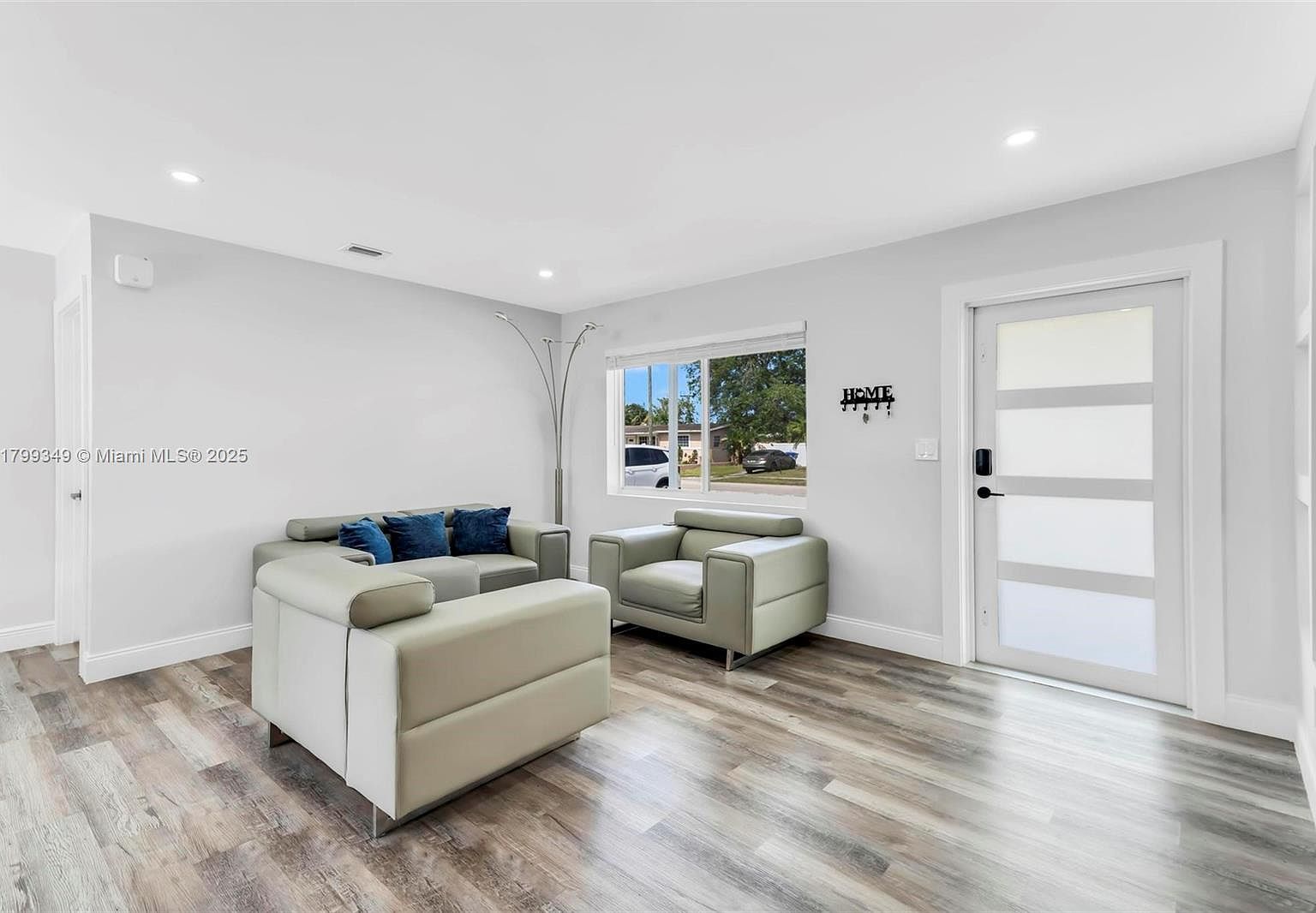 330 N 70th Ave Hollywood, FL 33024 - Thumbnail 4